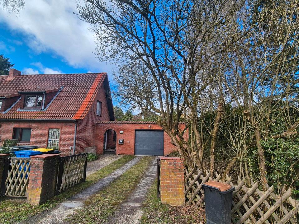 Thumbnail-Doppelhaushälfte mit großem Garten, Terrasse und Garage