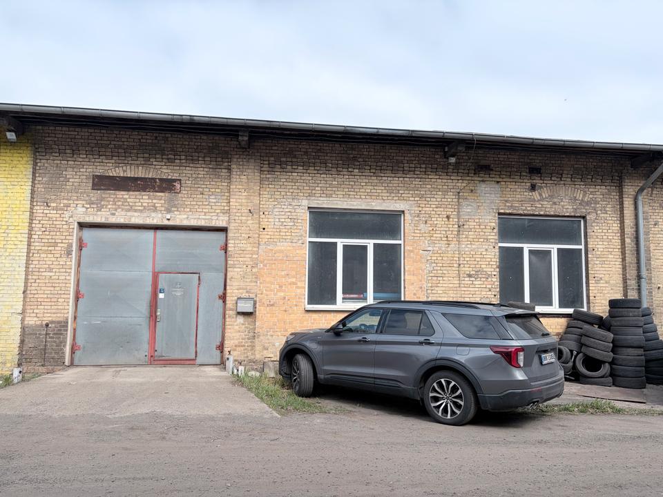 Thumbnail-Gewerbe- und Lagerhallen zu vermieten (200 m²)