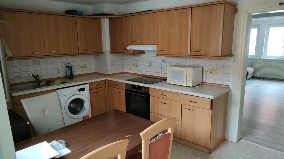 Thumbnail-Haus mit 2 Wohnungen und einem Ladengeschäft i