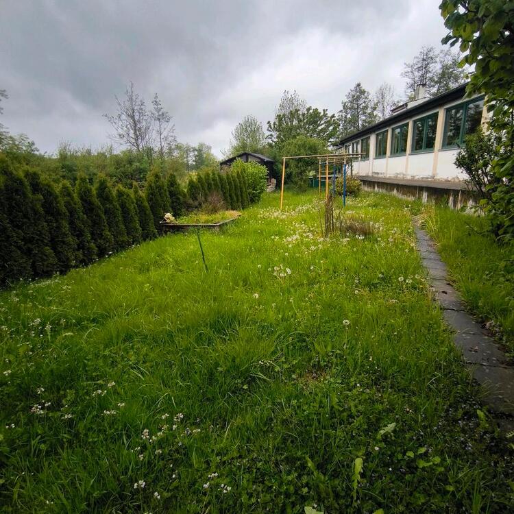 Thumbnail-Reduziert!!!! 235qm Wohnfläche und schöner Garten in 96181!!!