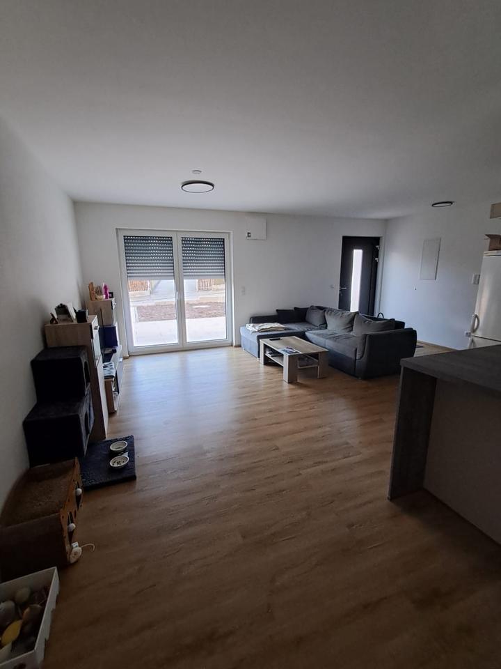 Thumbnail-Helle 2-Zimmer Wohnung mit Garten