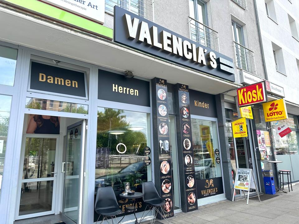 Thumbnail-Sanierter Friseursalon in Toplage an Vier Grenzen