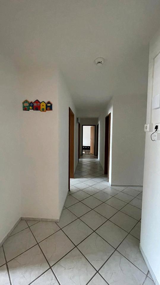 Thumbnail-4 Zimmer Wohnung