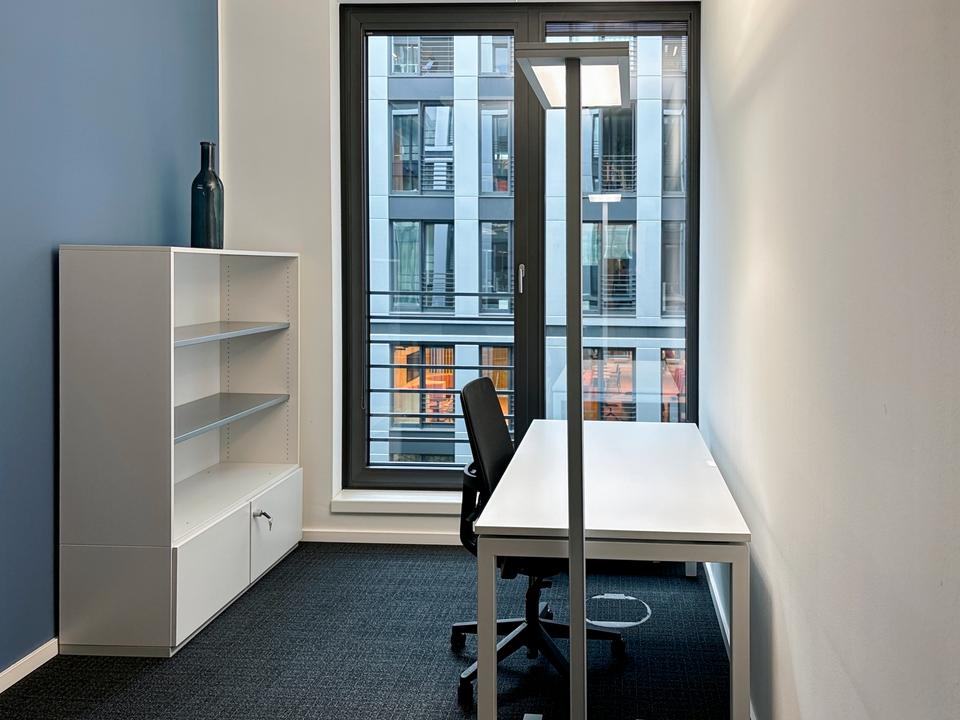 Thumbnail-Privater Büroraum für 1 Person in Regus City Nord