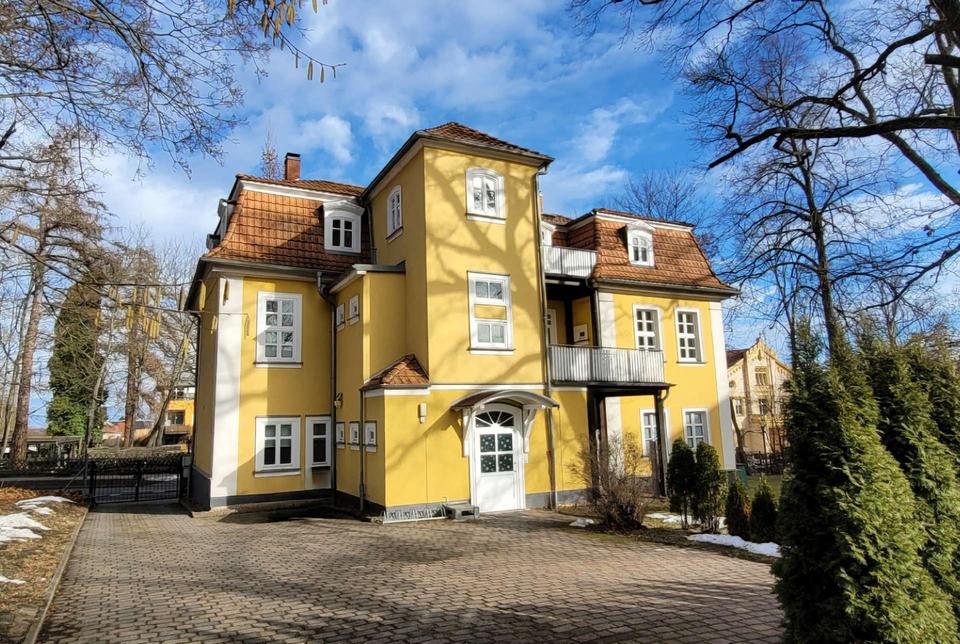 Thumbnail-Herrschaftlich Wohnen! Faszinierende 5-Raumwohnung mit Wohlfühlambiente