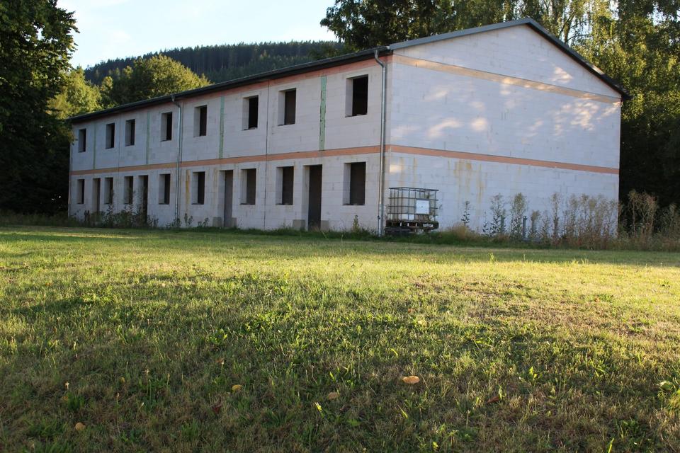 Thumbnail-Reihenhausanlage Rohbau mit 8 Wohnungen in Crawinkel