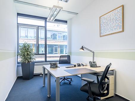 Thumbnail-Flexibles Teambüro in Frankfurt-Ostend – 247, Möbel, All-In