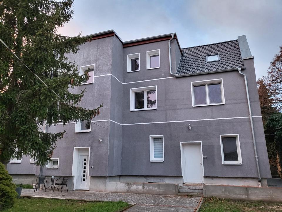 Thumbnail-Gemütliche 4-Raum-Dachgeschosswohnung mit eigenem Charme in Hecklingen