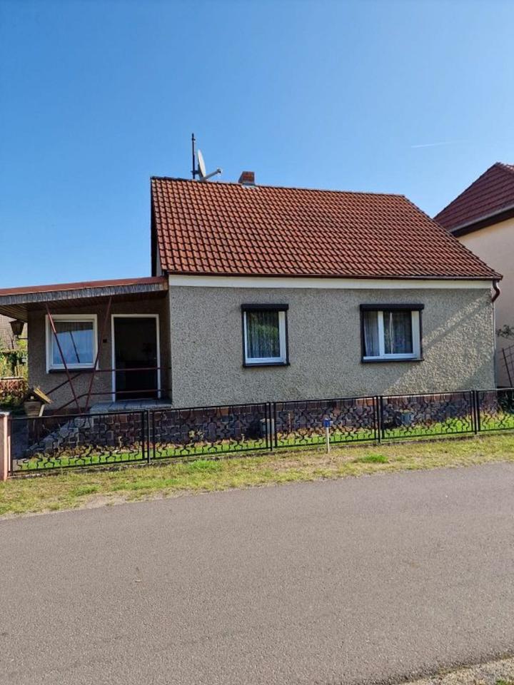 Thumbnail-*Handwerker aufgepaßt! Kleinhaus in Klein Köris südlich von KW*