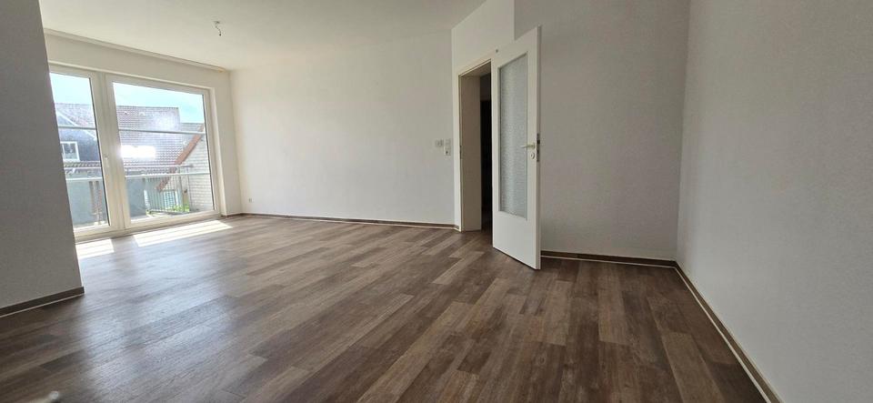 Thumbnail-Helle, komfortable 2 Raum DG Wohnung