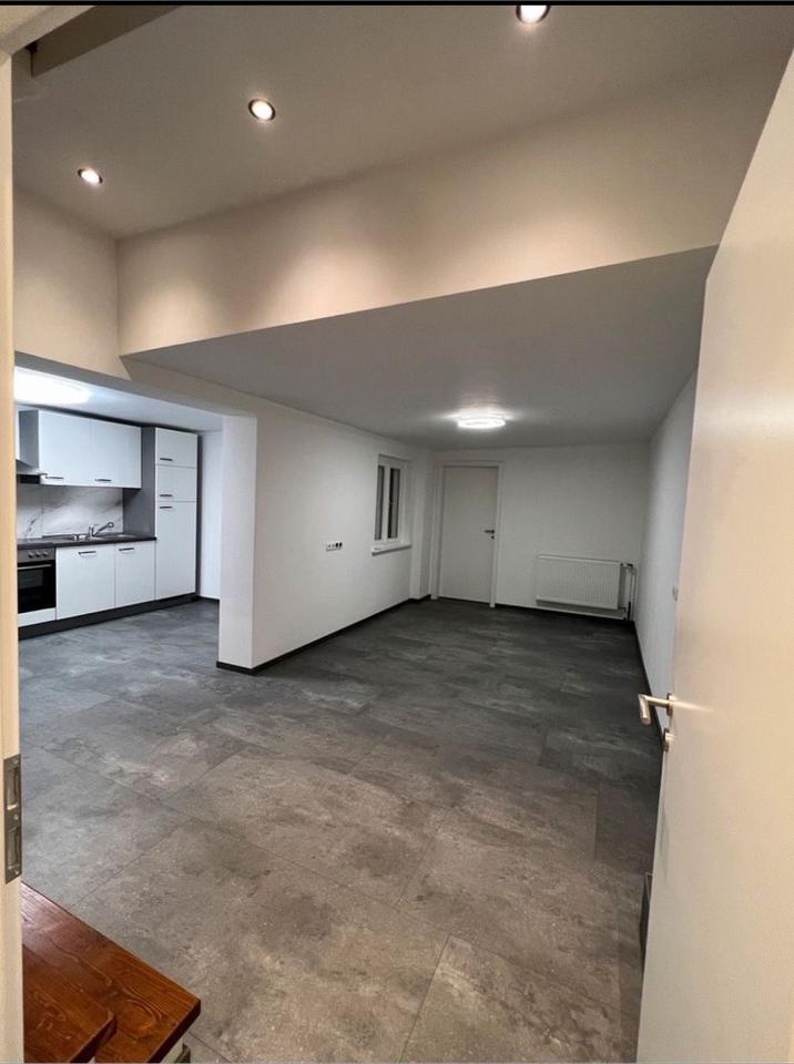 Thumbnail-Schöne 5 Zimmer Wohnung in Heide