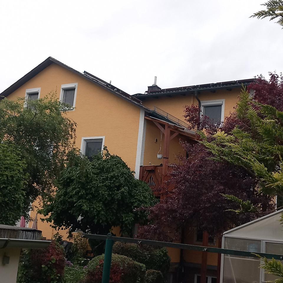 Thumbnail-85m² Dachgeschosswohnung in Schwarzenfeld