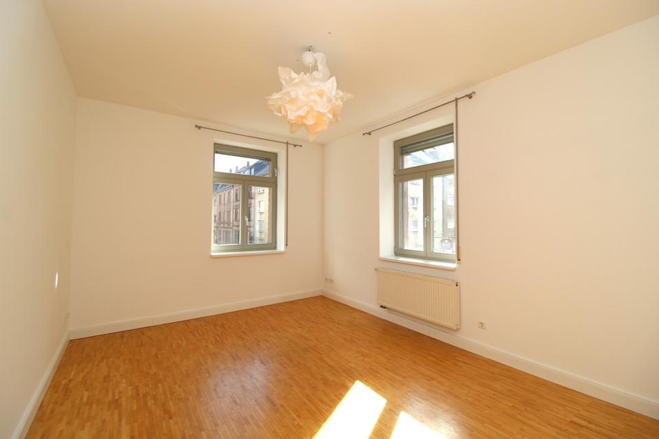 Thumbnail-Energieeffizienz trifft Wohnstil: moderne 3,5 Zimmer-Wohnung in Ludwigshafen