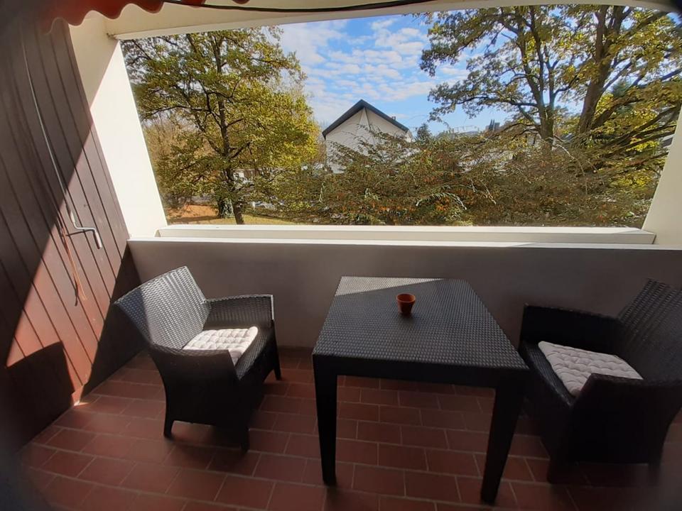 Thumbnail-Voll ausgestattete 82 qm Wohnung mit offener Küche an Park