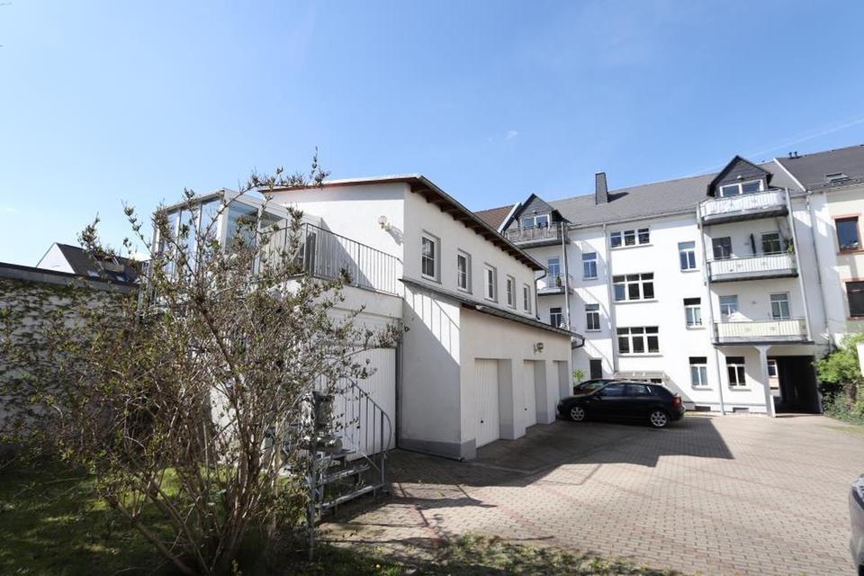 Thumbnail-Außergewöhnliche Wohnung in toller Lage! Parkett, Wintergarten, BalkonTerrasse