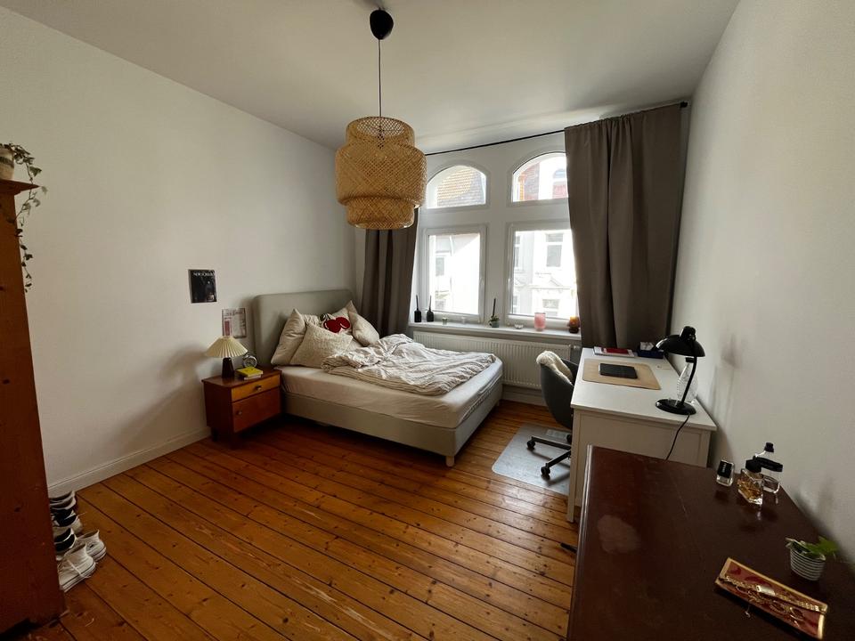 Thumbnail-Schönes WG Zimmer in Altbauwohnung