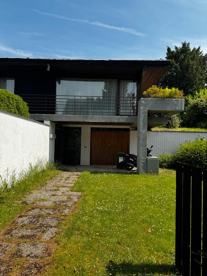 Thumbnail-Freistehendes Einfamilienhaus auf attraktiven Grundstück in Hagen