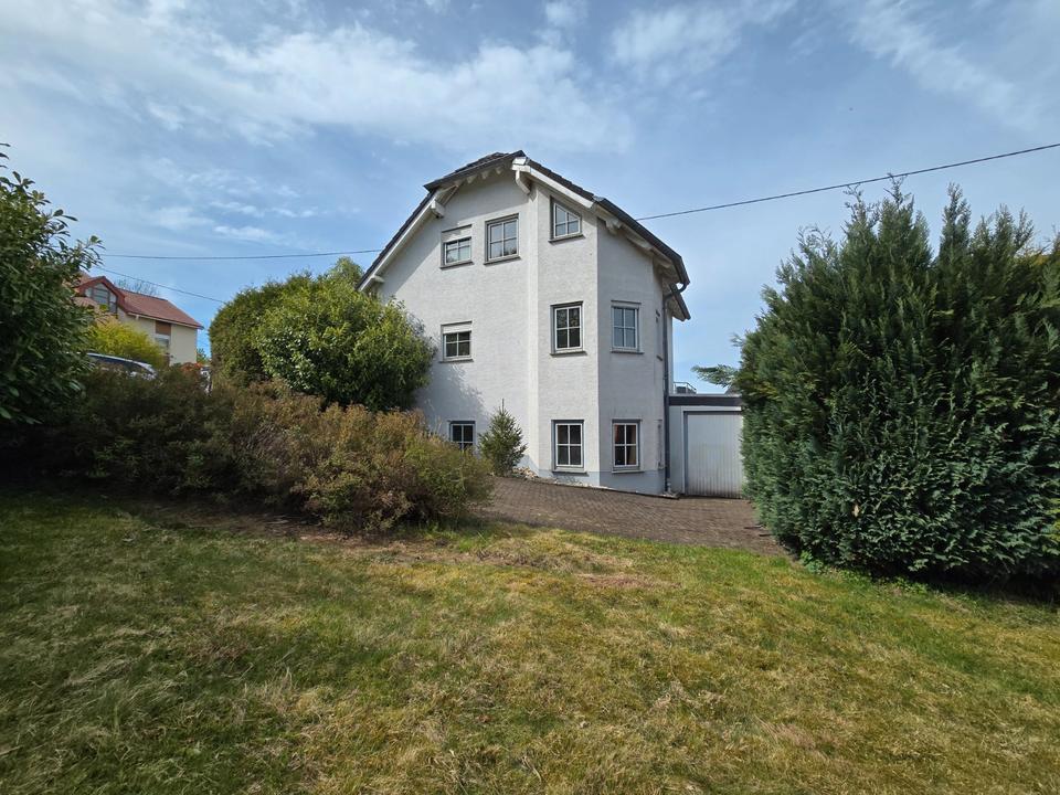 Thumbnail-Architektenhaus in ruhiger Waldrandlage mit Blick in die Natur