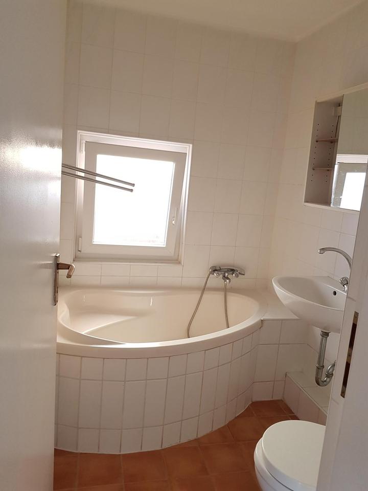 Thumbnail-Charmante 1,5-Zimmer-Wohnung mit Wohnküche in Fürth – Hinterhaus, 2. OG