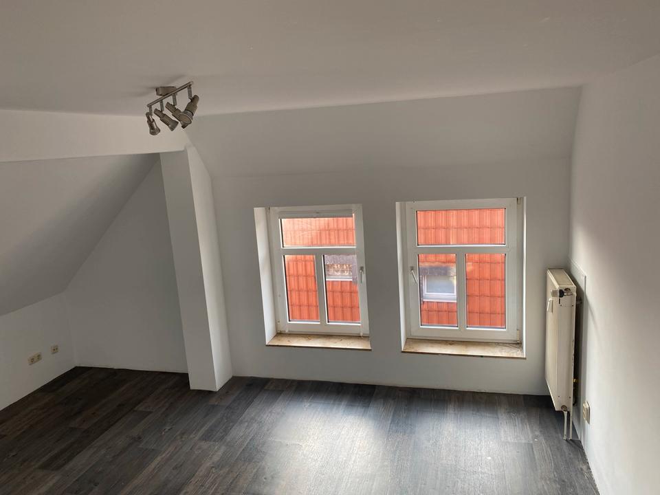 Thumbnail-2,5 Zimmer mit 64qm DG in Hattorf