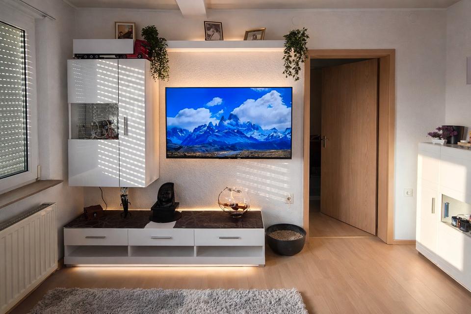 Thumbnail-3 Zimmer Mietwohnung im 2.OG mit EBK u. Stellplatz ab 01.07
