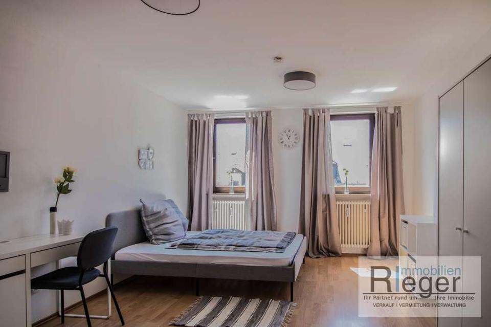 Thumbnail-VERMIETUNG: ZUR SOFORTIGEN VERFÜGUNG - WE: 17 - MODERN MÖBLIERTES 1-ZIMMER-APPARTMENT IM HOFER ZENTRUM