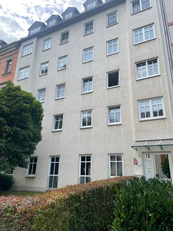 Thumbnail-Gepflegtes Wohn- und Geschäftshaus in 09113 Chemnitz zu verkaufen