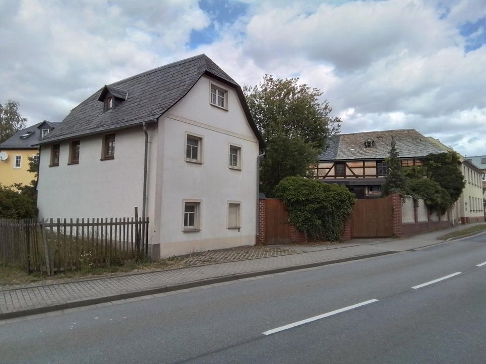 Thumbnail-Dreiseitenhof mit Garten