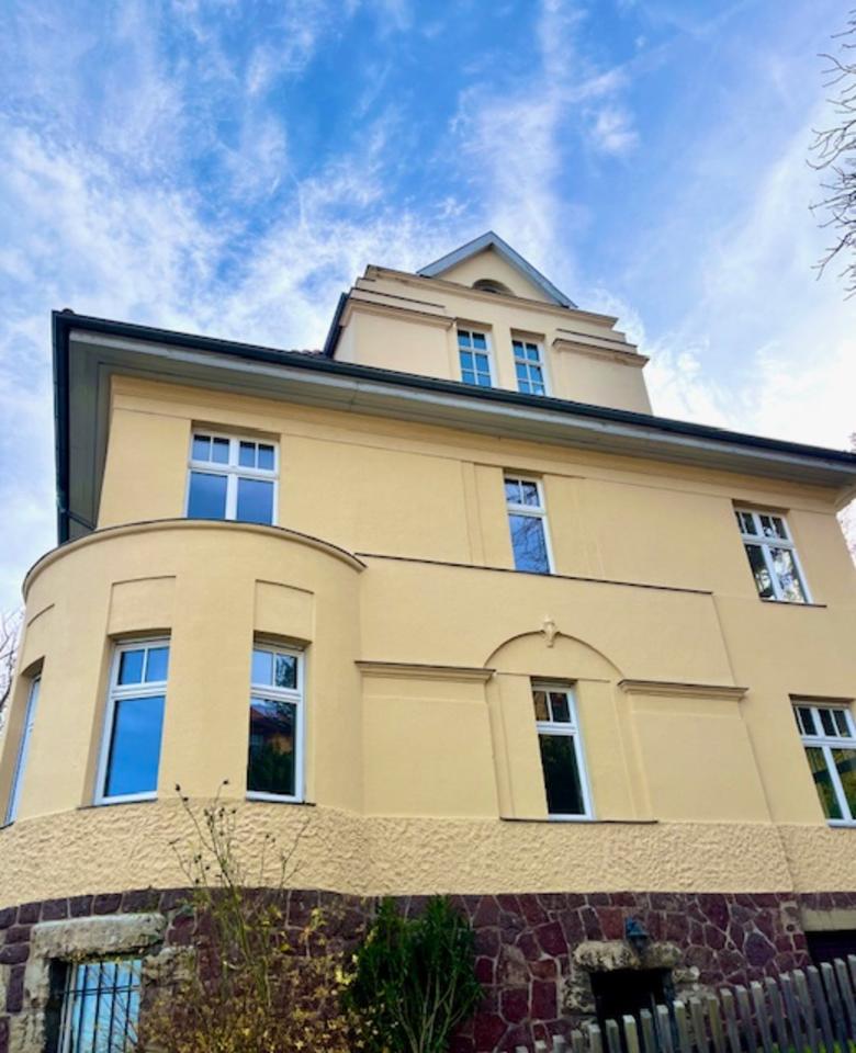 Thumbnail-Exklusive 5-Raum-Wohnung mit Balkon im Villenviertel