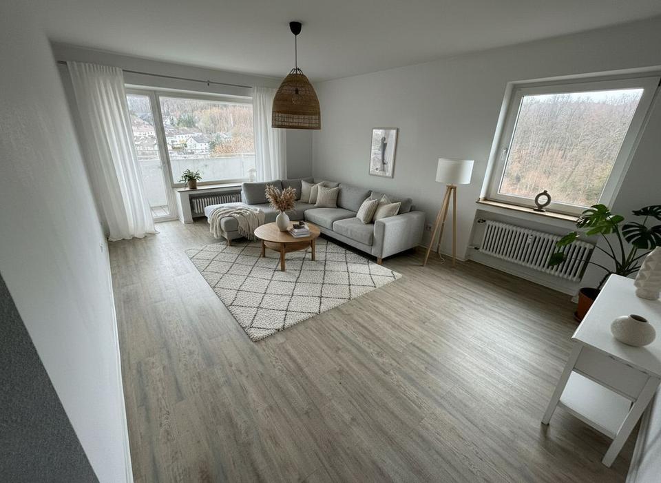 Thumbnail-***WBS notwendig!*** Helle 3-Zimmer-Wohnung im 8. Stock in Iserlohn