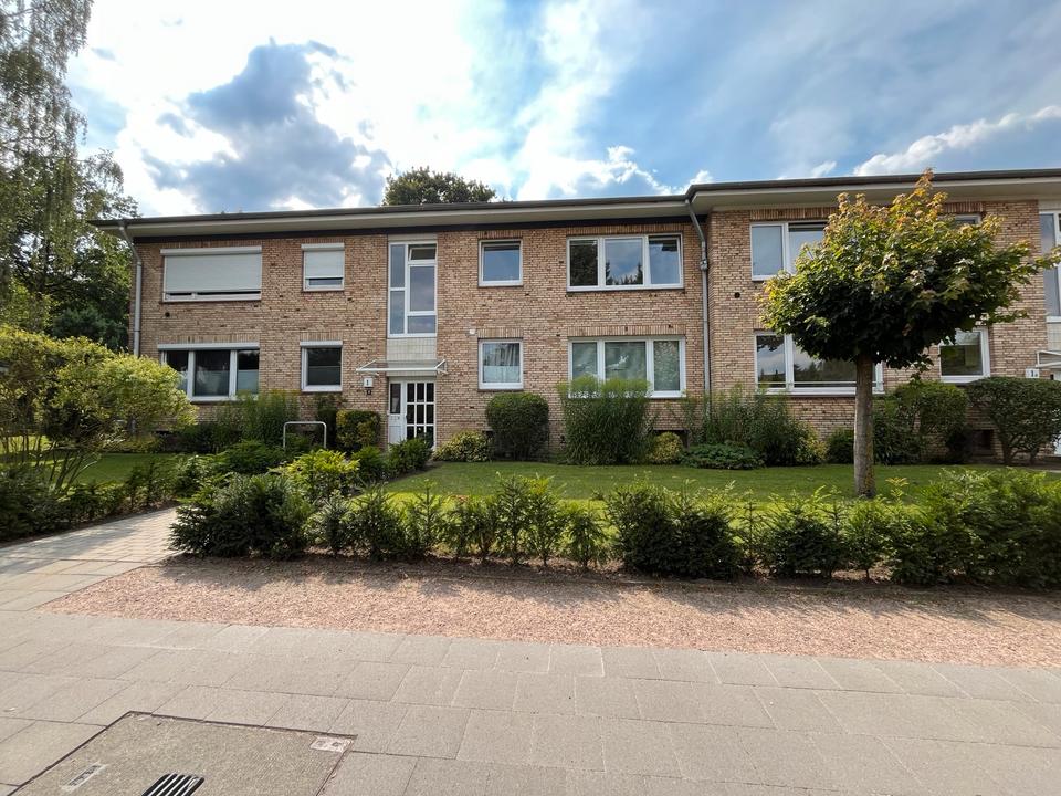 Thumbnail-Möblierte 2,5 Zi.-Wohnung In HH-Lokstedt