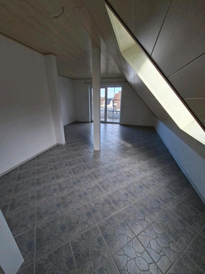 Thumbnail-Dachgeschosswohnung, 3 Zimmer