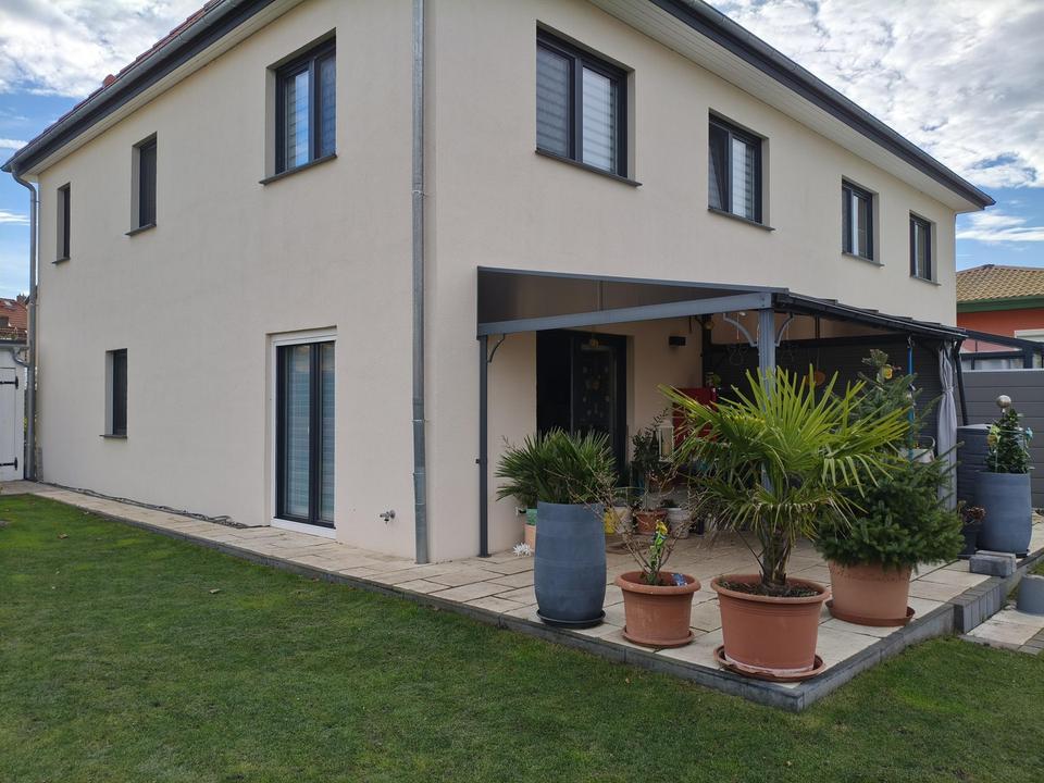 Thumbnail-Doppelhaushälfte 160qm mit Garten in Mittenwalde, Gartenhaus, Mähroboter, Sauna, EBK, Terrassenüberd