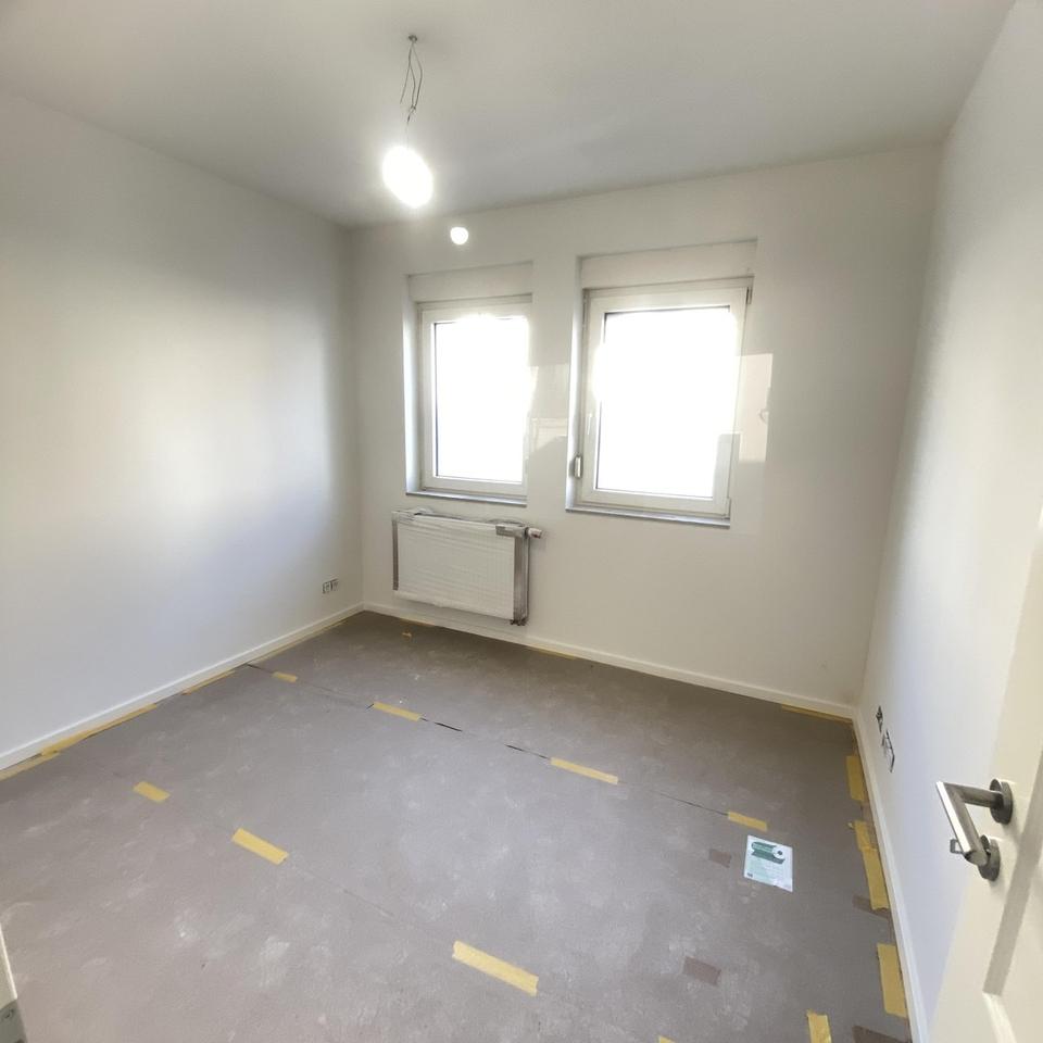 Thumbnail-Erstbezug 3-Zimmer Wohnung mit Süd Balkon