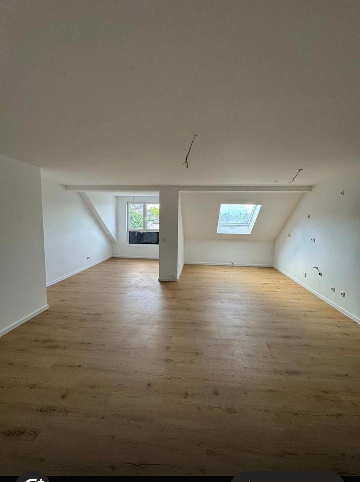 Thumbnail-Wohnen mit Charakter, ausgebautes Dachgeschoss mit 105qm und großer Loggia