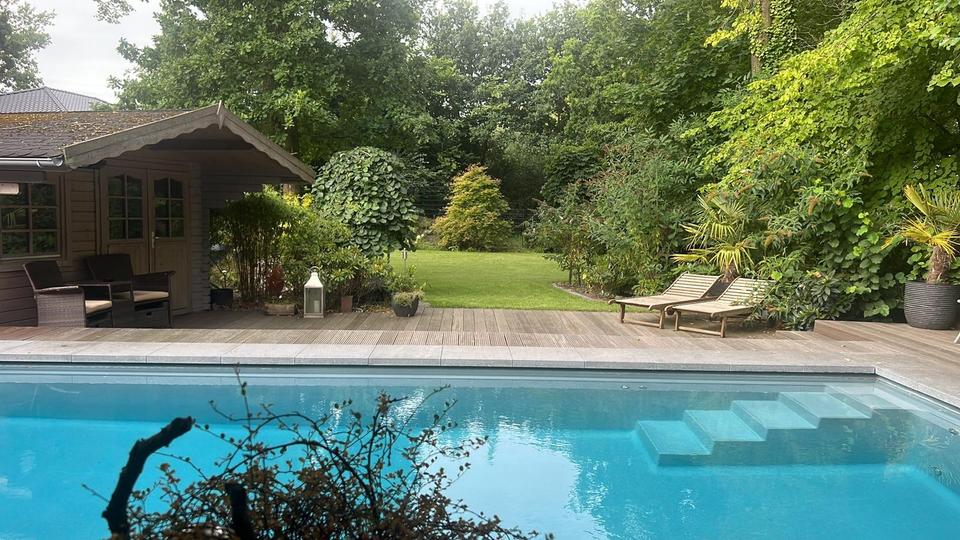 Thumbnail-Exklusives Haus mit beh. Pool, Whirlpool, Sauna und Garten