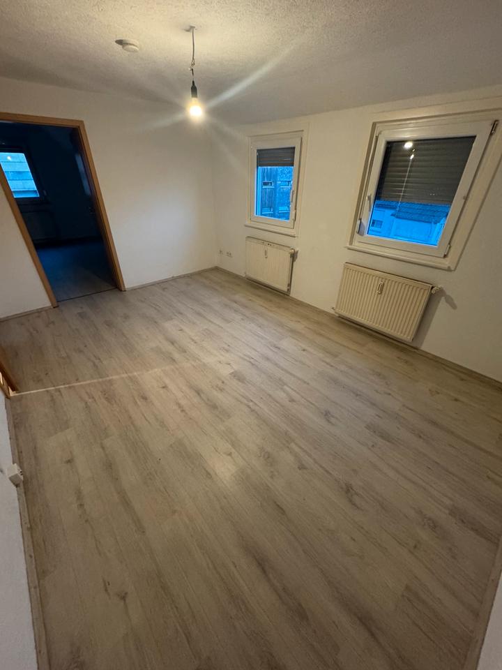 Thumbnail-Neu renovierte 3,5 Zimmer Maisonette Wohnung in zentral Mühlacker