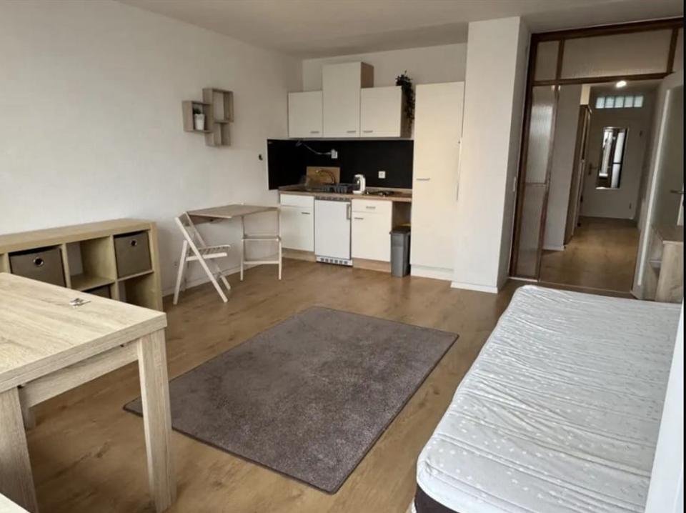Thumbnail-Möblierte 1-Zimmer-Wohnung in Aachen-Burtscheid - mit Balkon