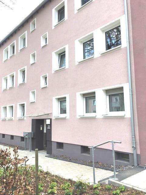 Thumbnail-Bei VIVAWEST die Sonnenstrahlen auf dem eigenen Balkon genießen.