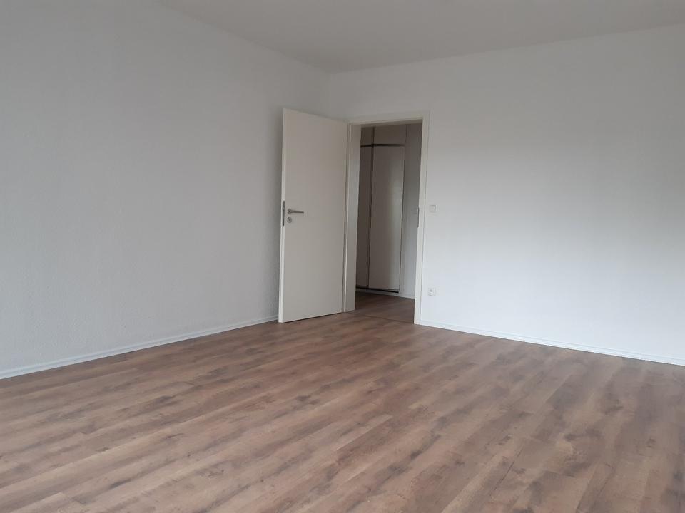 Thumbnail-Frisch renovierte 3,5-Zimmer-Wohnung mit Balkon in OB-Sterkrade