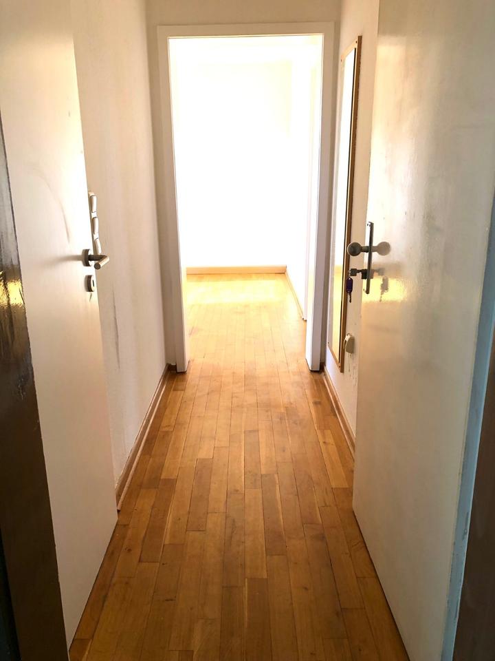 Thumbnail-Kleine Dachgeschosswohnung mit Wohnküche