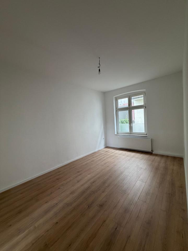 Thumbnail-Geräumige 4-Zimmer-Erdgeschosswohnung in Herne-Altenhöfener Straße