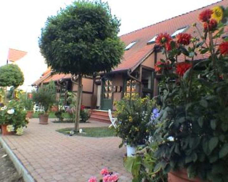 Thumbnail-Kleines Reihenhaus am See, möbliert