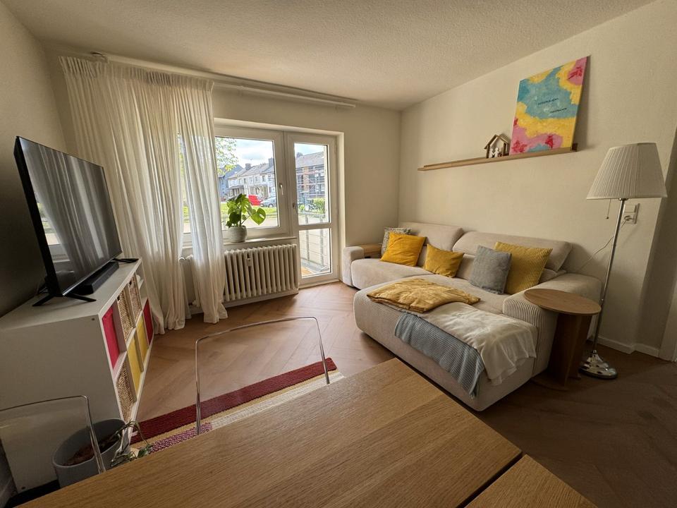 Thumbnail-Stylische vollmöblierte Hochparterre-Wohnung mit Einbauküche