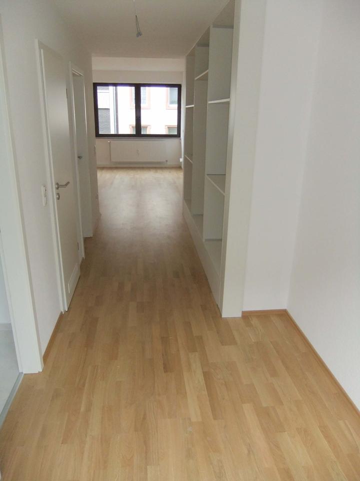 Thumbnail-MZ NEUSTADT: 1,5 ZKB, ca. 58m2, EBK, Neuwertig (ab 01.09.2026)