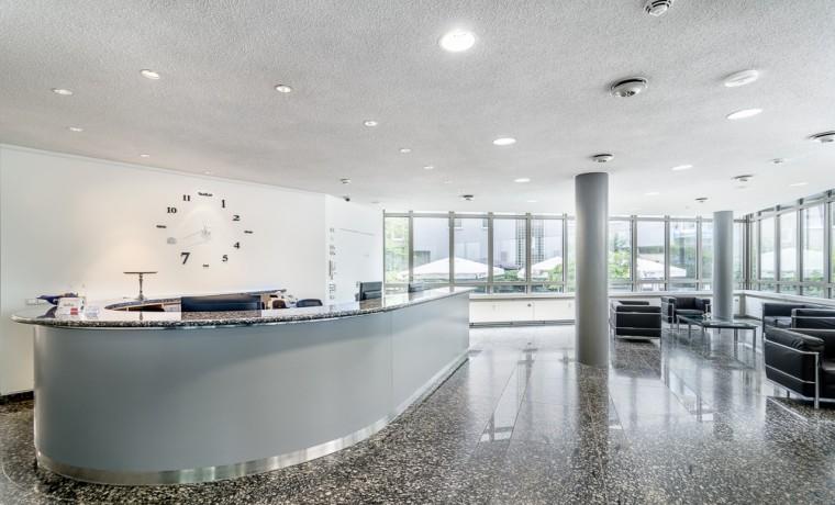 Thumbnail-Moderner Coworking Desk im Frankfurter Finanzviertel - flexibel & all-inclusive