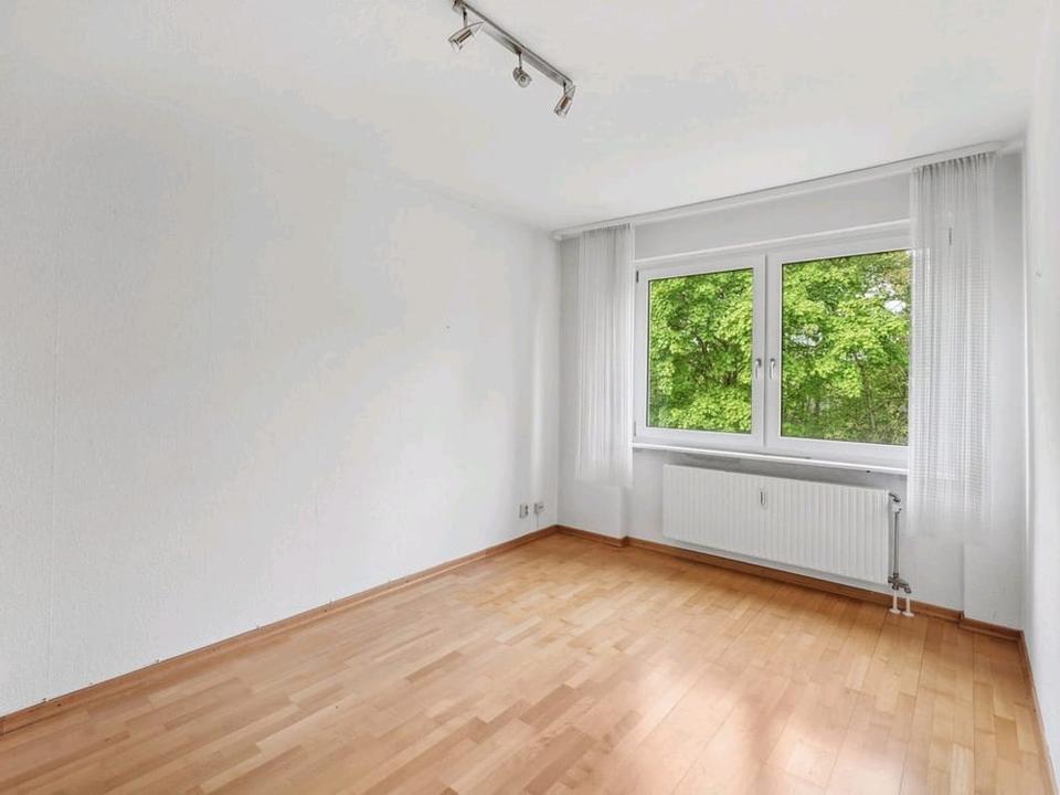 Thumbnail-2 Zimmerwohnung 1 Obergeschoss mit Balkon und Tiefgarage