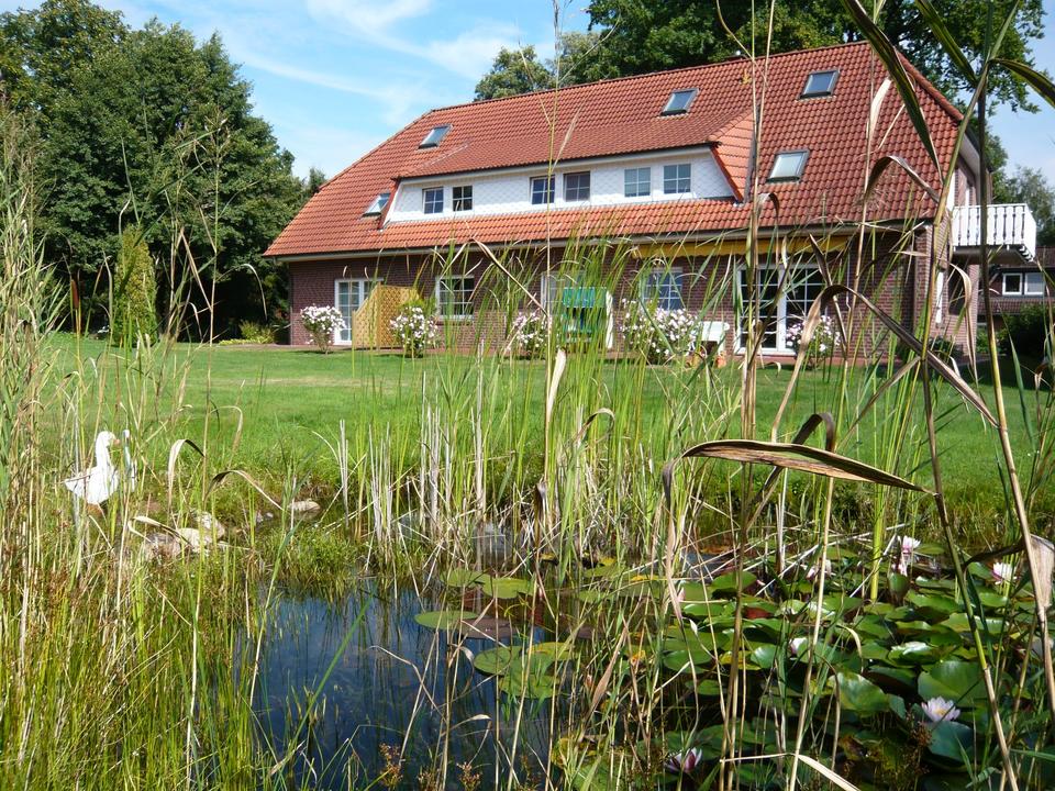 Thumbnail-Möblierte schöne 3‑Zimmer Wohnung mit Balkon in BispingenHützel