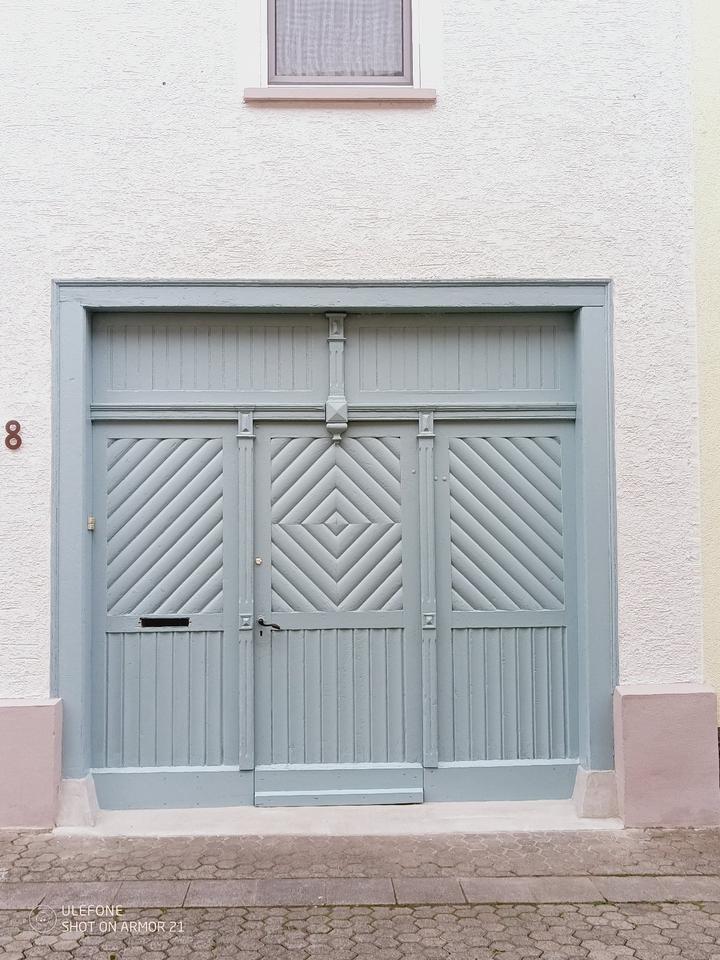 Thumbnail-Stadthaus in Geisenheim. Ein- bis Zweifamilienhaus in guter Lage.