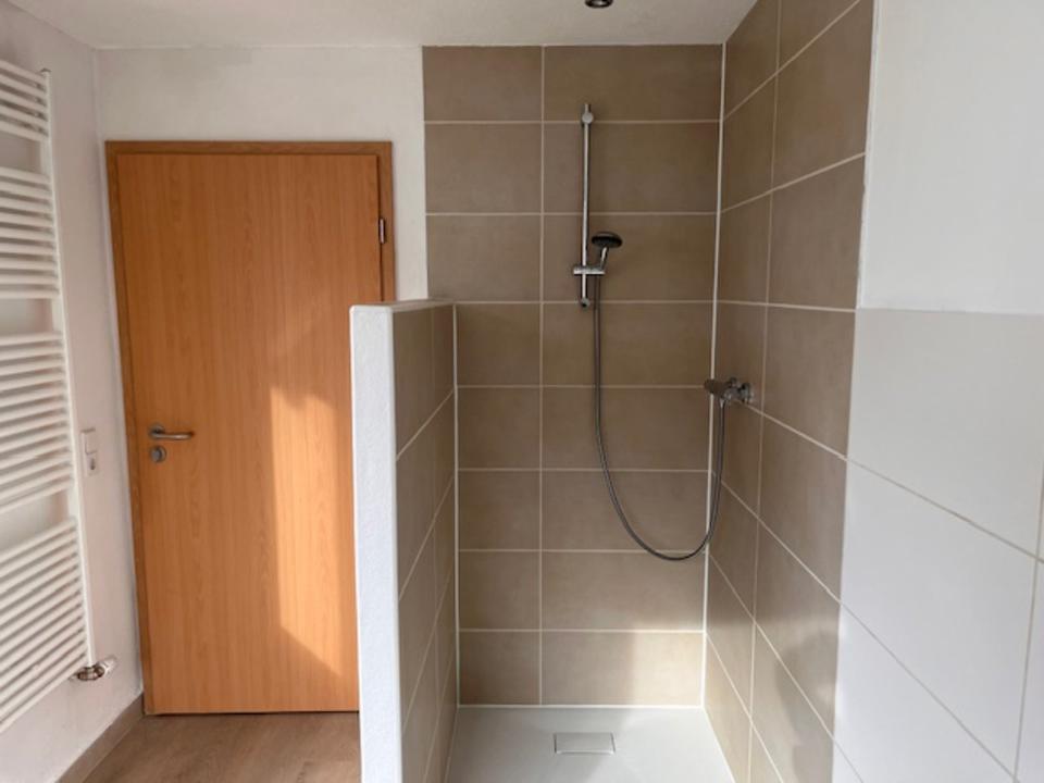 Thumbnail-4-Zimmer Wohnung mit Gartenanteil zur Miete